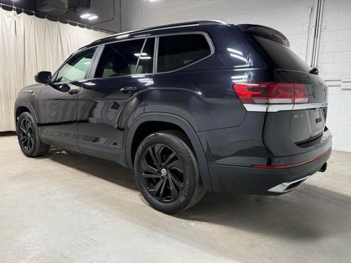 2022 Volkswagen Atlas 3.6L SE w/Technology