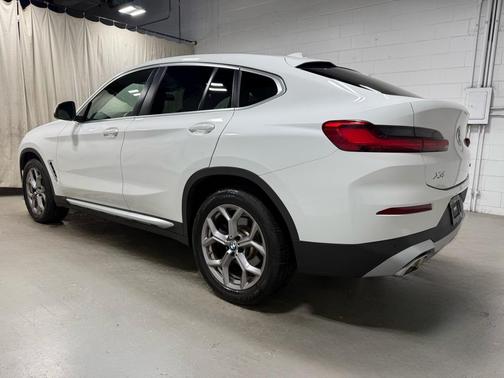Alpine White 2023 BMW X4 xDrive30i