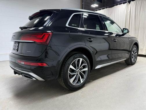 2023 Audi Q5 45 S line quattro Premium