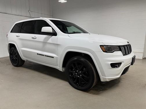 2022 Jeep Grand Cherokee WK Laredo