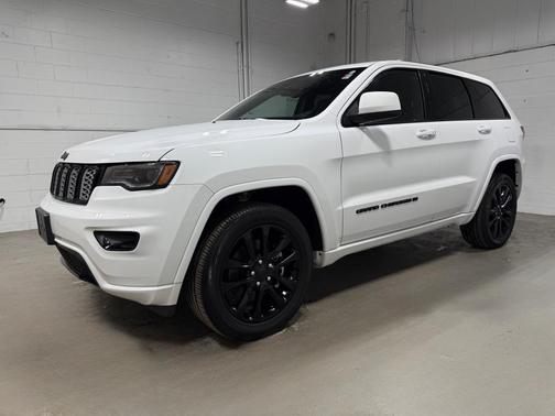 2022 Jeep Grand Cherokee WK Laredo
