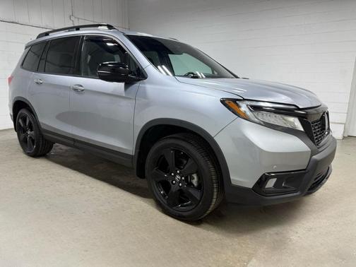 Lunar Silver Metallic 2020 Honda Passport Elite