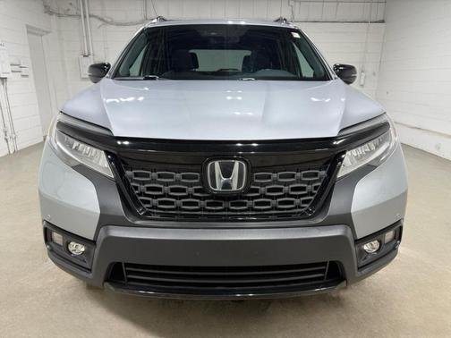Lunar Silver Metallic 2020 Honda Passport Elite