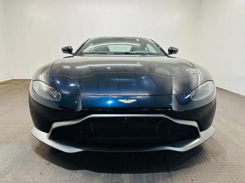 2020 Aston Martin Vantage Base