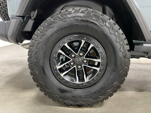 Anvil Clearcoat 2025 Jeep Wrangler Sport