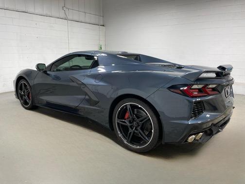 Shadow Gray Metallic 2021 Chevrolet Corvette Stingray w/2LT