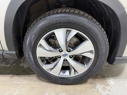 2019 Subaru Ascent Premium 8-Passenger