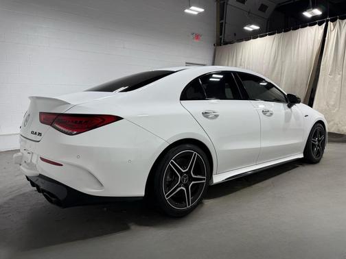 2022 Mercedes-Benz AMG CLA 35 Base 4MATIC