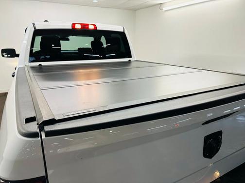 Bright White Clearcoat 2019 RAM 1500 Classic Tradesman