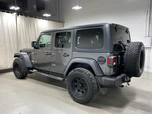 Granite Crystal Clearcoat Metallic 2019 Jeep Wrangler Unlimited Sport