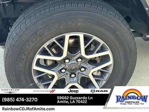 Granite Crystal Clearcoat Metallic 2025 Jeep Wrangler Sahara