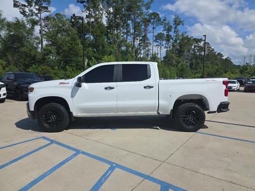 2022 Chevrolet Silverado 1500 Limited Custom Trail Boss