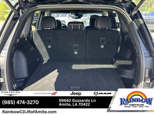 Diamond Black 2024 Jeep Grand Cherokee Laredo