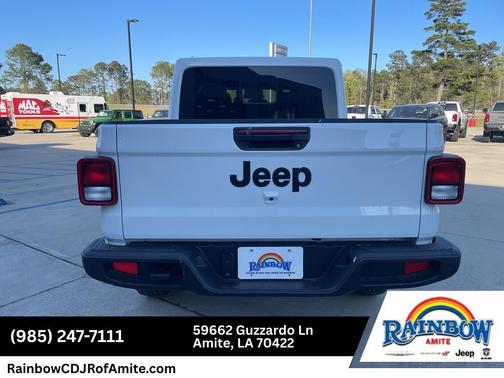 Bright White Clearcoat 2026 Jeep Gladiator Sport
