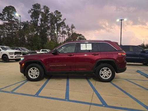 2024 Jeep Grand Cherokee Laredo