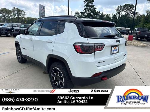 Bright White Clearcoat 2025 Jeep Compass Trailhawk