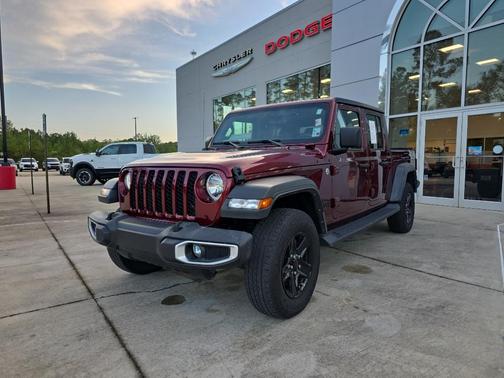 2021 Jeep Gladiator Sport
