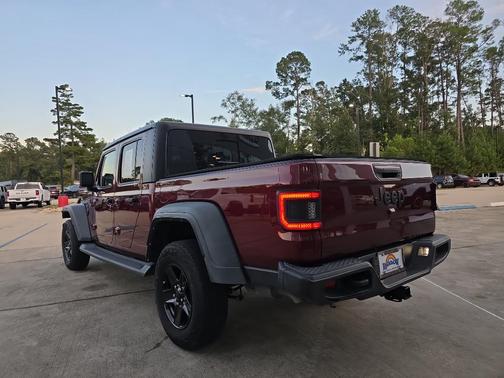 2021 Jeep Gladiator Sport