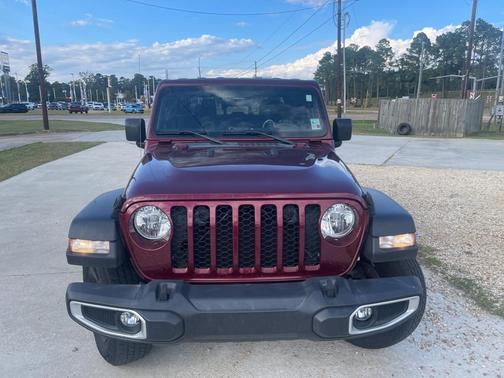 2021 Jeep Gladiator Sport