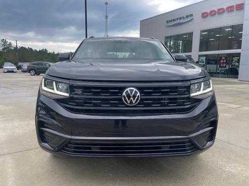 2023 Volkswagen Atlas Cross Sport 2.0T SEL R-Line Black