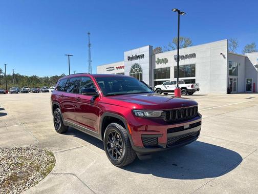 2025 Jeep Grand Cherokee L Laredo