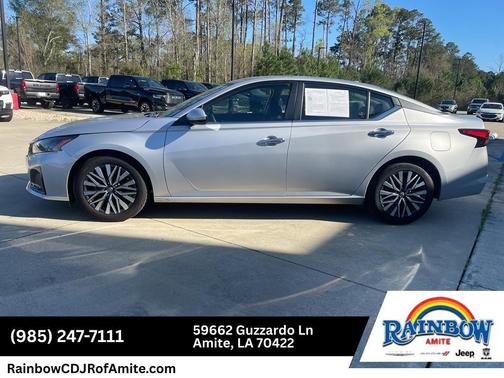 2023 Nissan Altima 2.5 SV