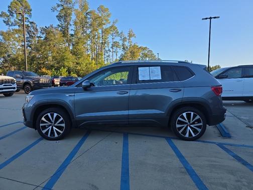 2024 Volkswagen Taos 1.5T SE