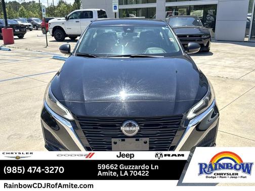 Super Black 2024 Nissan Altima 2.5 S