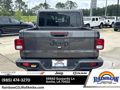 Granite Crystal Clearcoat Metallic 2026 Jeep Gladiator 85th Anniversary Edition