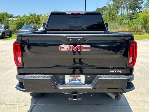 2023 GMC Sierra 2500 AT4