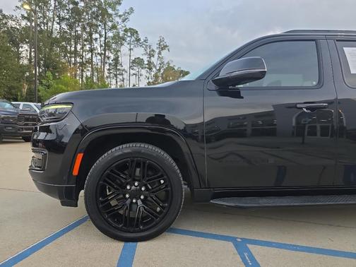 2023 Jeep Wagoneer Series II