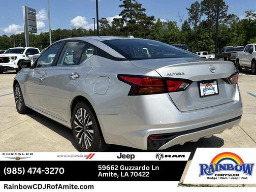 Brilliant Silver Metallic 2024 Nissan Altima 2.5 SV
