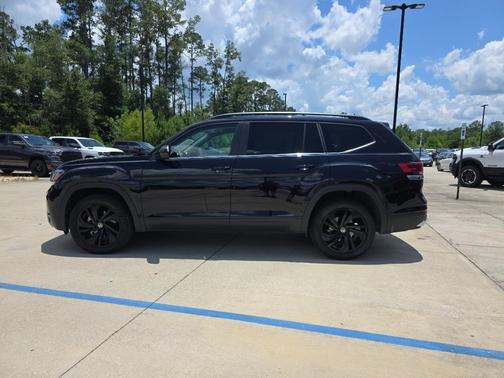 2023 Volkswagen Atlas 3.6L SE w/Technology