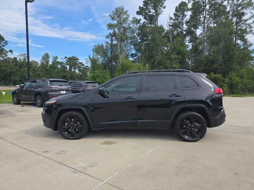 2018 Jeep Cherokee Latitude