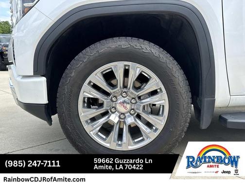 White Frost Tri-Coat 2024 GMC Sierra 1500 Denali