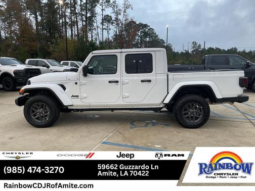 Bright White Clearcoat 2026 Jeep Gladiator Sport