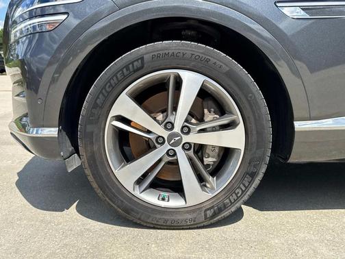 2023 Genesis GV80 2.5T