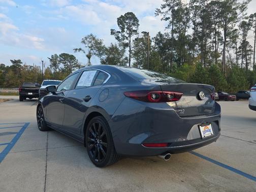 2024 Mazda Mazda3 Carbon Edition