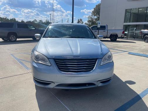 2012 Chrysler 200 Touring