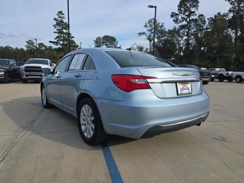 2012 Chrysler 200 Touring