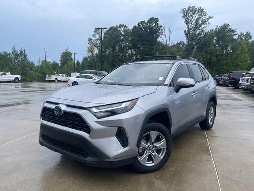 2023 Toyota RAV4 Hybrid XLE