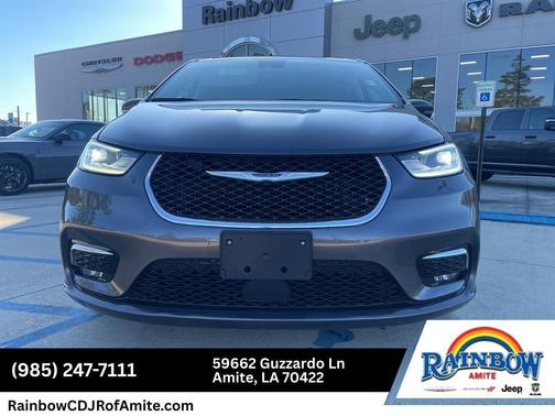 2023 Chrysler Pacifica Touring-L