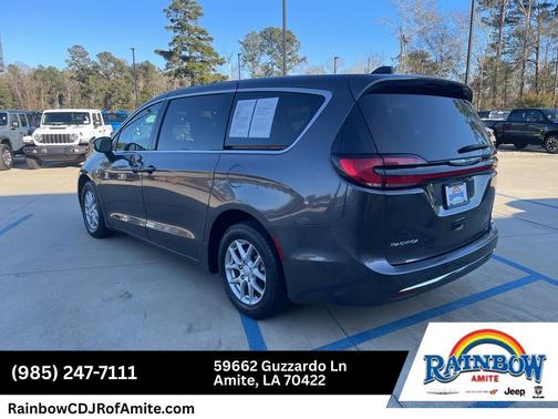 2023 Chrysler Pacifica Touring-L