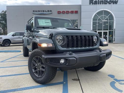 2026 Jeep Gladiator Sport