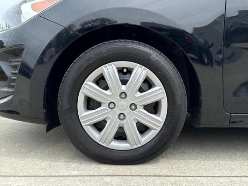2022 Kia Rio S