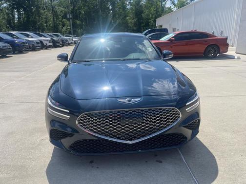 2022 Genesis G70 2.0T