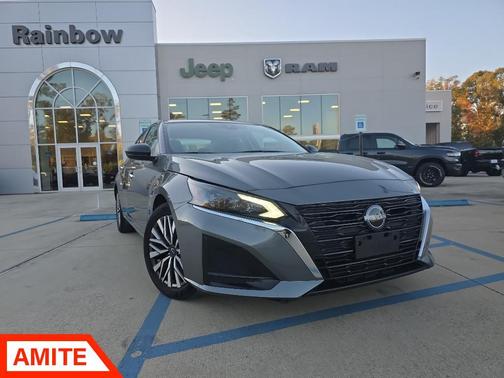 2024 Nissan Altima 2.5 SV