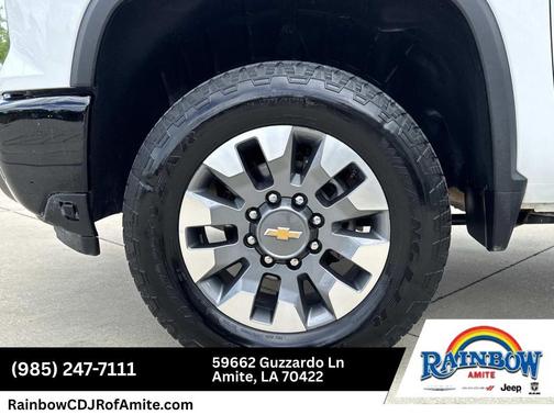 Summit White 2025 Chevrolet Silverado 2500 Custom