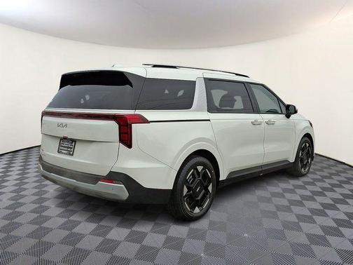 Snow White Pearl 2026 Kia Carnival EX