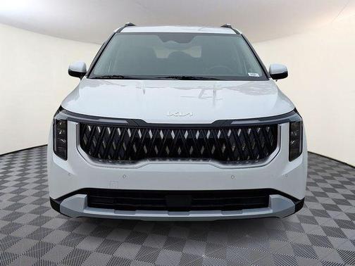 Snow White Pearl 2026 Kia Carnival EX